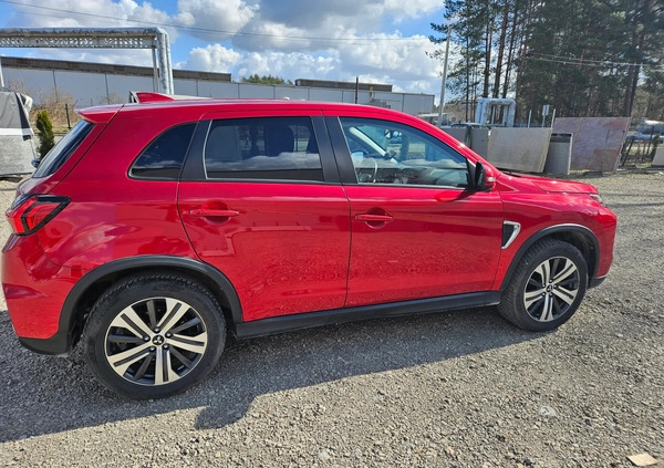 Mitsubishi Outlander cena 75000 przebieg: 56200, rok produkcji 2019 z Gdynia małe 121